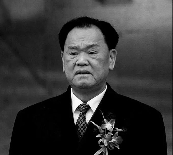 深切缅怀毛致用副主席