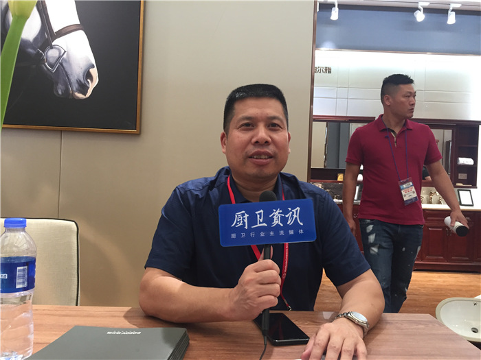 全卫定制新思路，去风格化、溯美学、可持续———访迪尔雅卫浴董事长姚宏辉