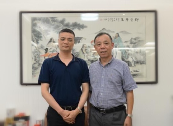 厨卫资讯社长喻镇荣一行到恒洁卫浴交流