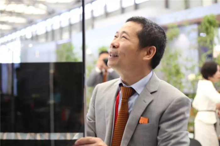危五祥：简单的人，不简单的人生