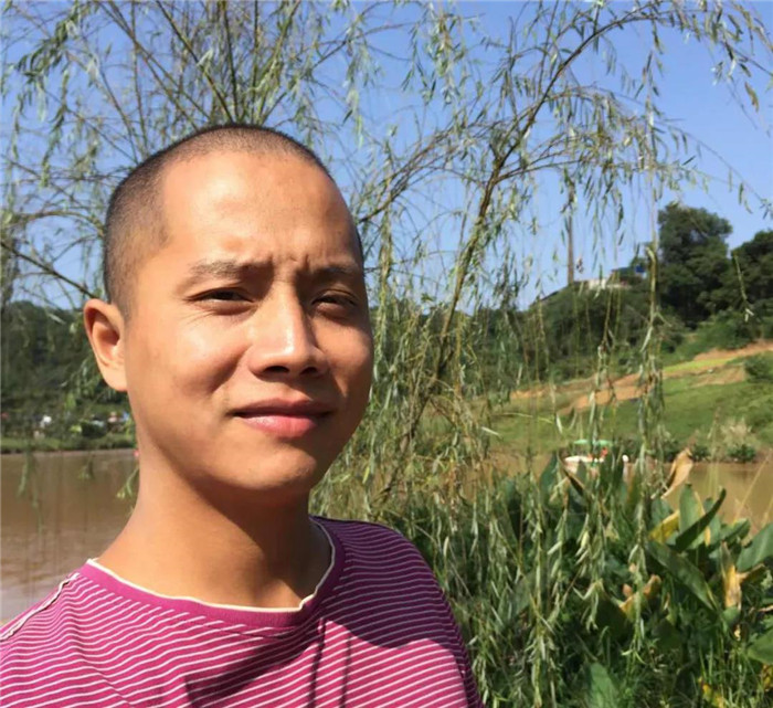 “共铸品牌，共享未来” 康丽洁打造全国优秀经销商之黄镇兴：携手同行，争做泸州第一品牌