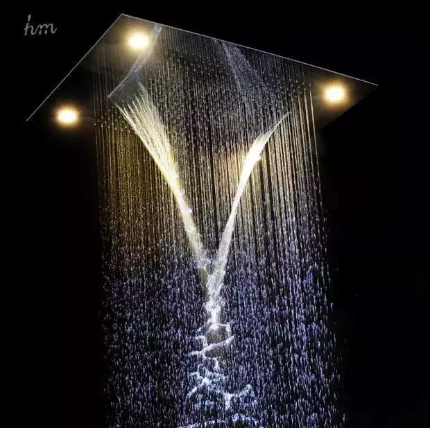 洗澡时花洒出水总是忽冷忽热？如何选择正确的花洒？