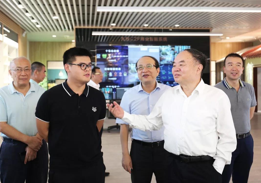助力国家制造强国战略！中国工程院院士周济调研九牧智能制造