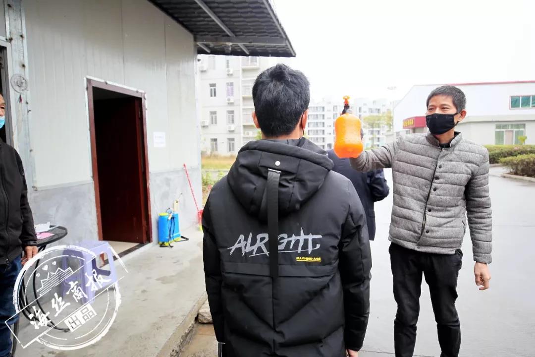 90多名湖北籍工人将返回南安，申鹭达洪光明决定拿出两幢楼30套房安置