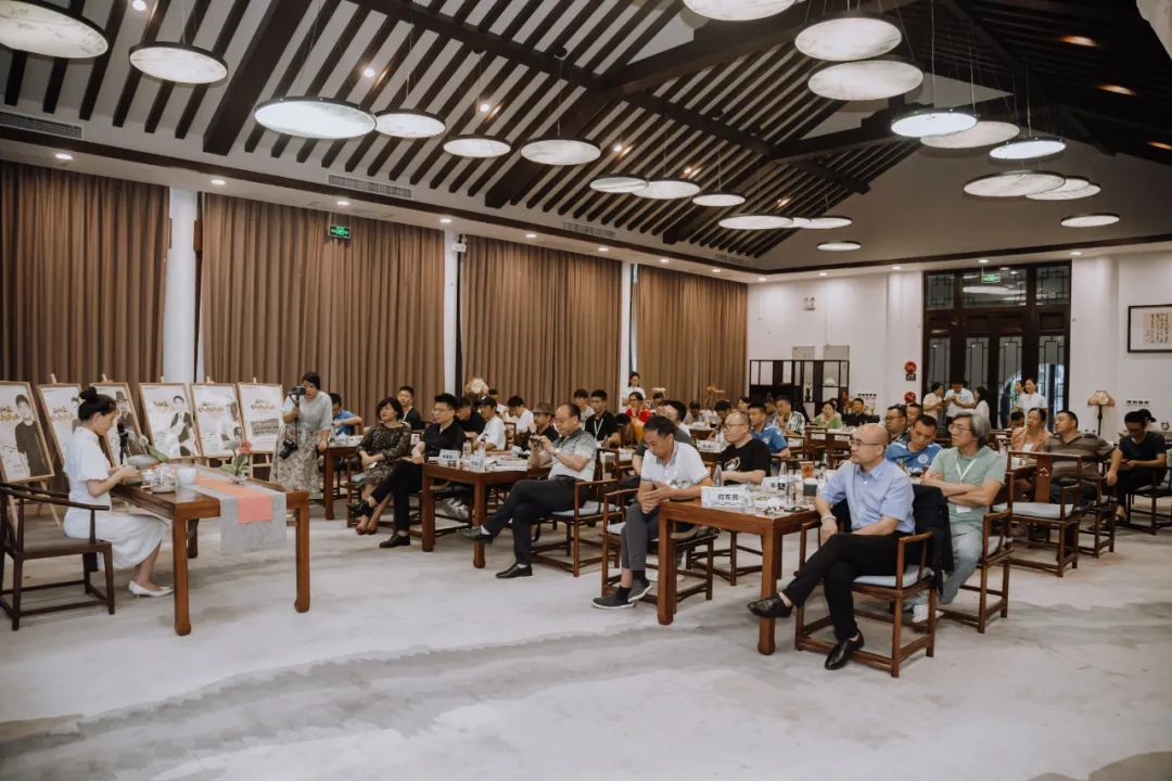 亚细亚瓷砖“江南里之夜”别开生面