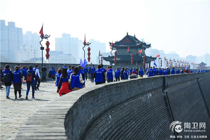 11-徒步西安古城墙 (2).jpg