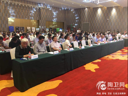许昌会议报道-通稿244.png