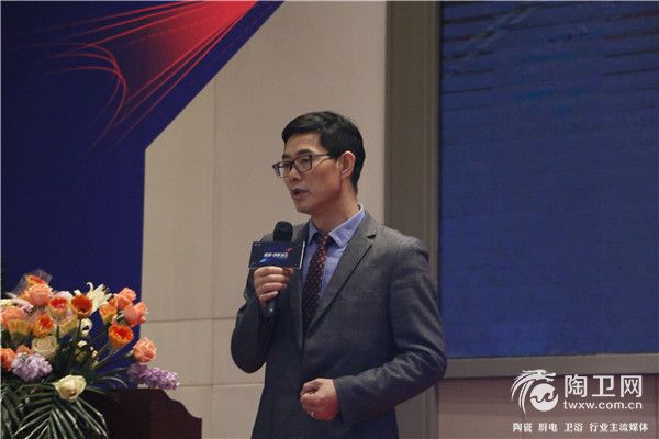 4.贺龙理.JPG