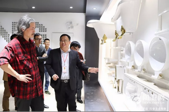 品牌快讯丨中国家装教父余静赣及余工大家居一行做客东鹏413.png
