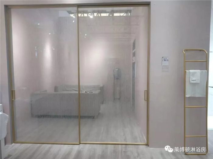 11莱博顿.jpg