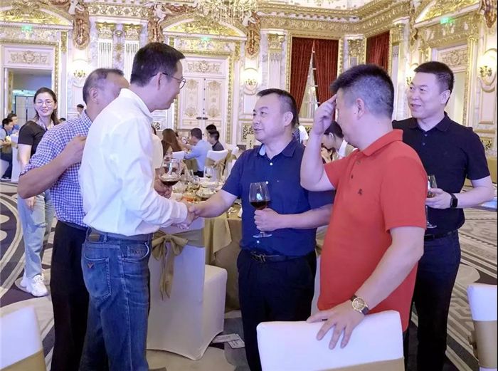 1吴晓波.jpg