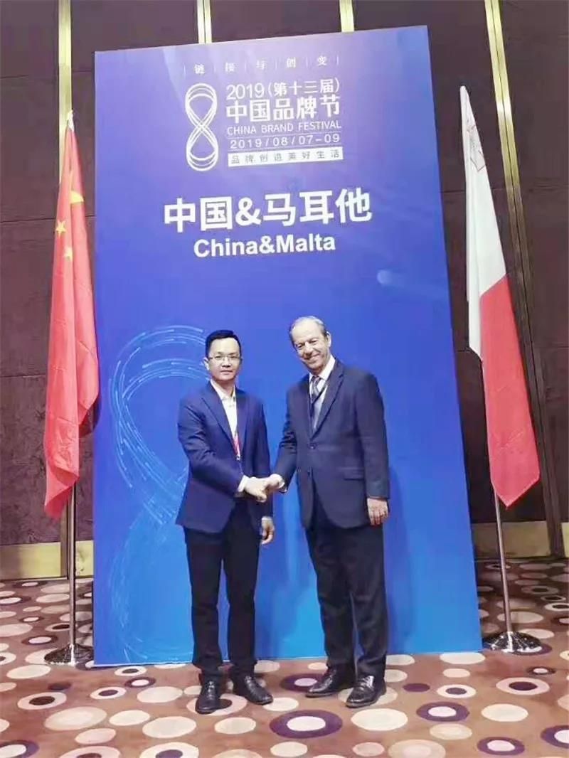11凯立淋浴房.jpg