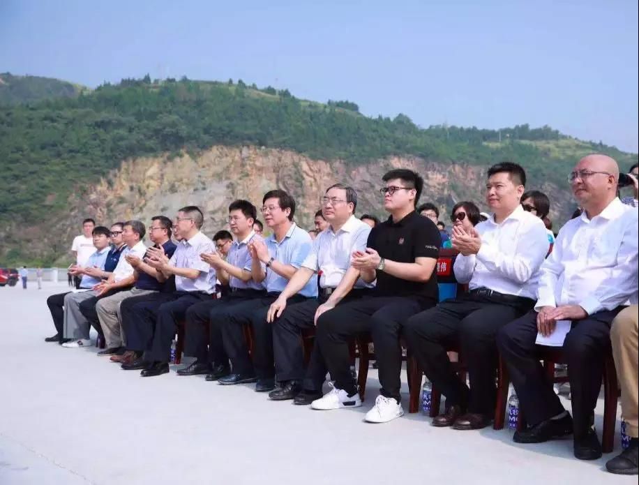微信图片_20191208124812.jpg