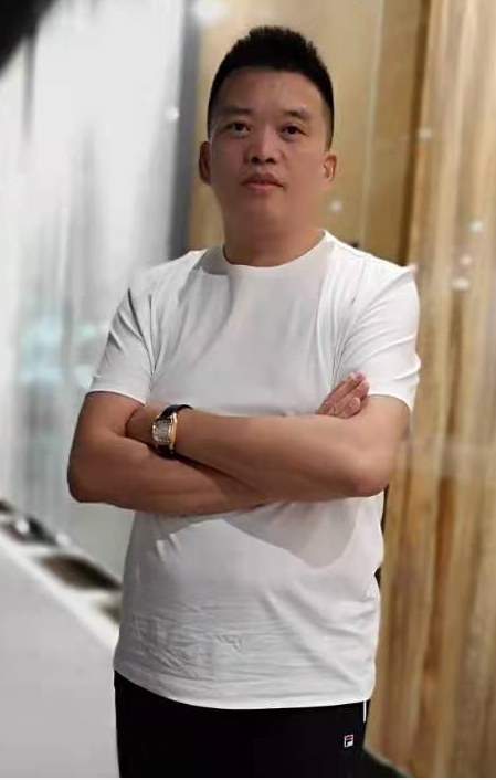 楼旭东.png