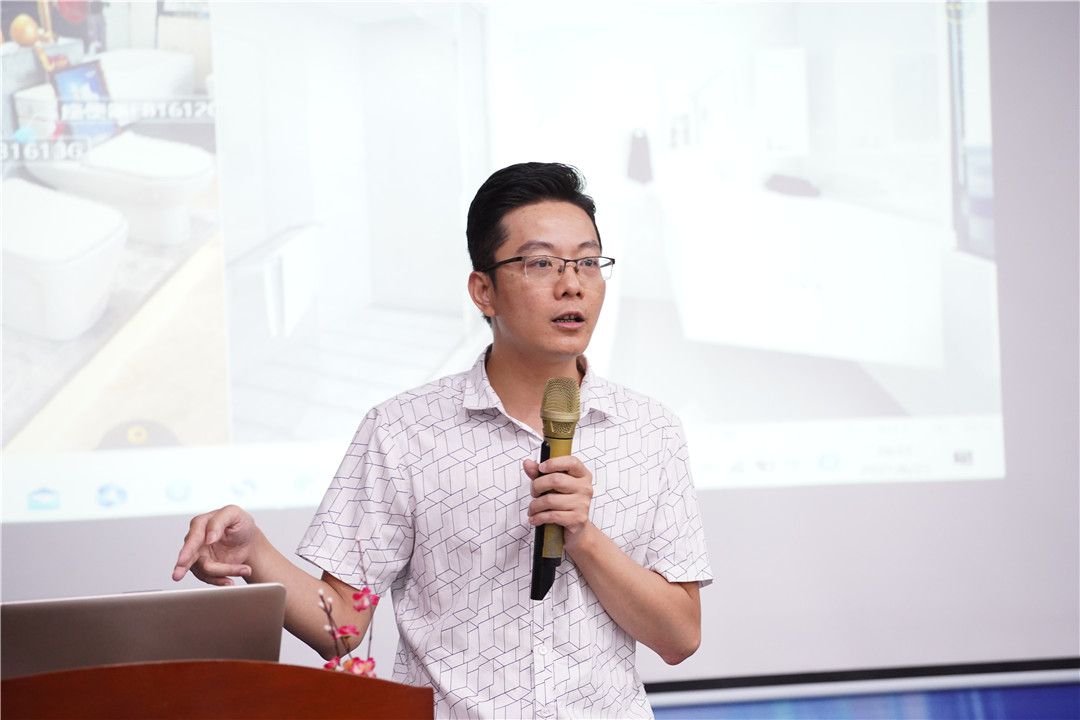 御鼎国际集团COO、御鼎大家居副总裁梁顺荣.JPG