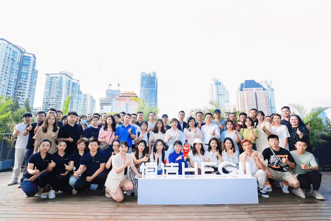 2、三年来的设计师活动精华照.gif