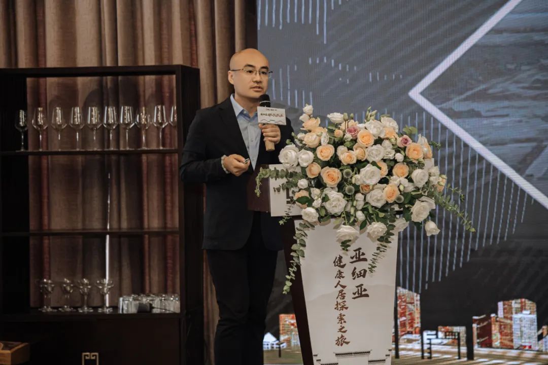 亚细亚瓷砖事业部总经理李建国.jpg
